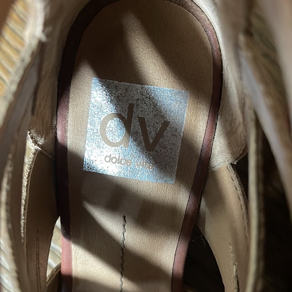 Dolce Vita shoes size 6. Great condition! - Picture 8 of 9